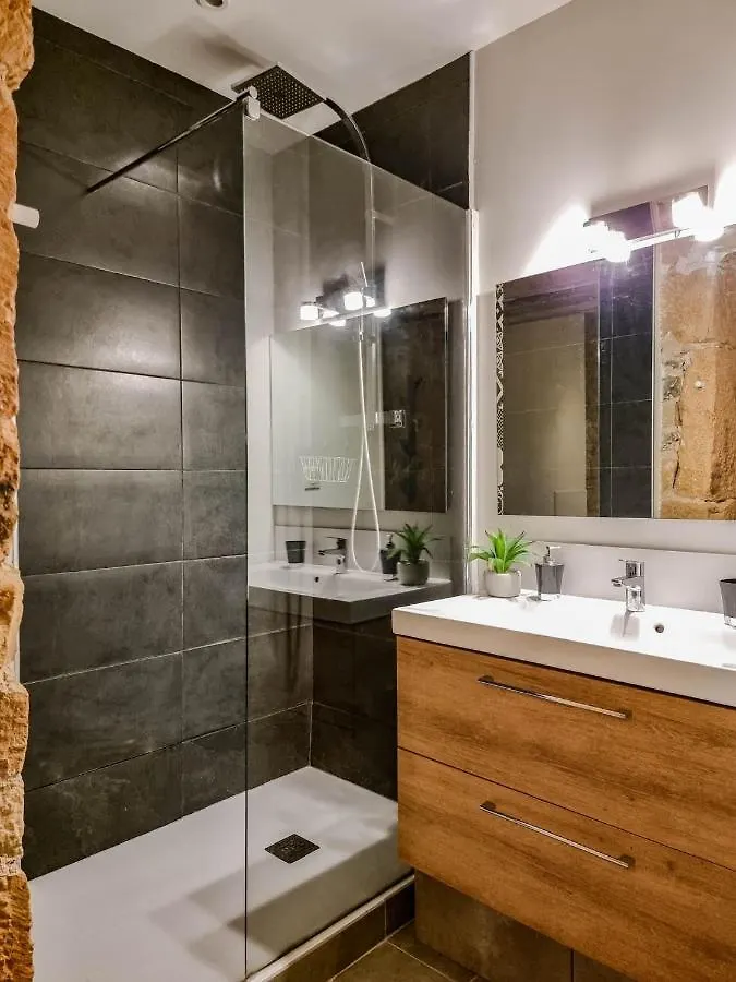 Le Capucin - Balneo - Lyon Centre - Majord'Home Frankrig